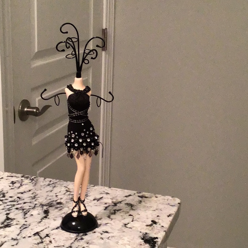 Jewelry holder